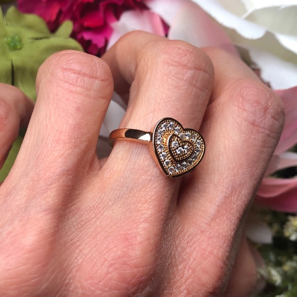 New!  gold/cz diamond heart ring size 8 - Picture 5 of 6